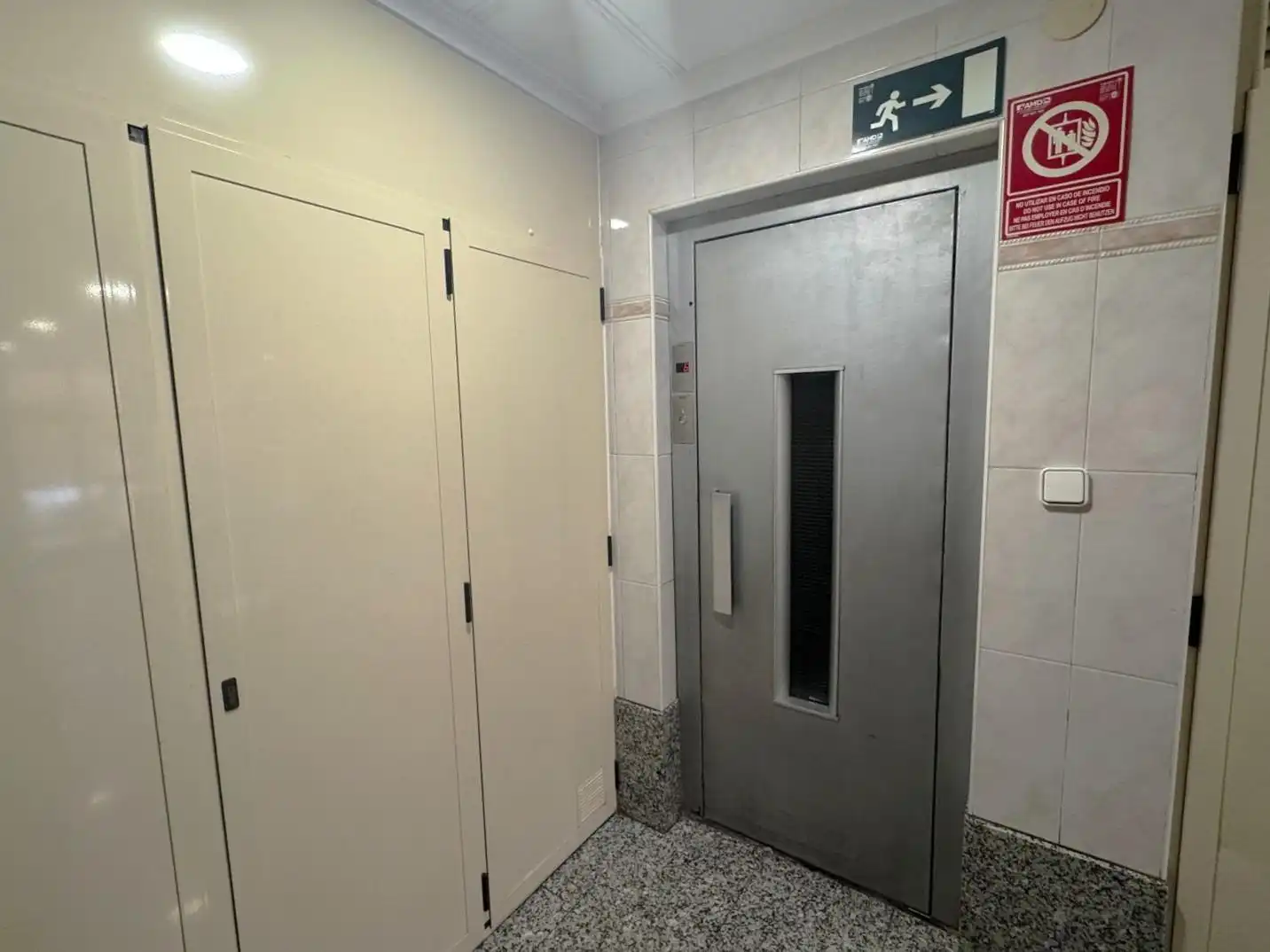 Bathroom of Apartments for sale in Benidorm  with Air Conditioner, Terrace and Storage room
