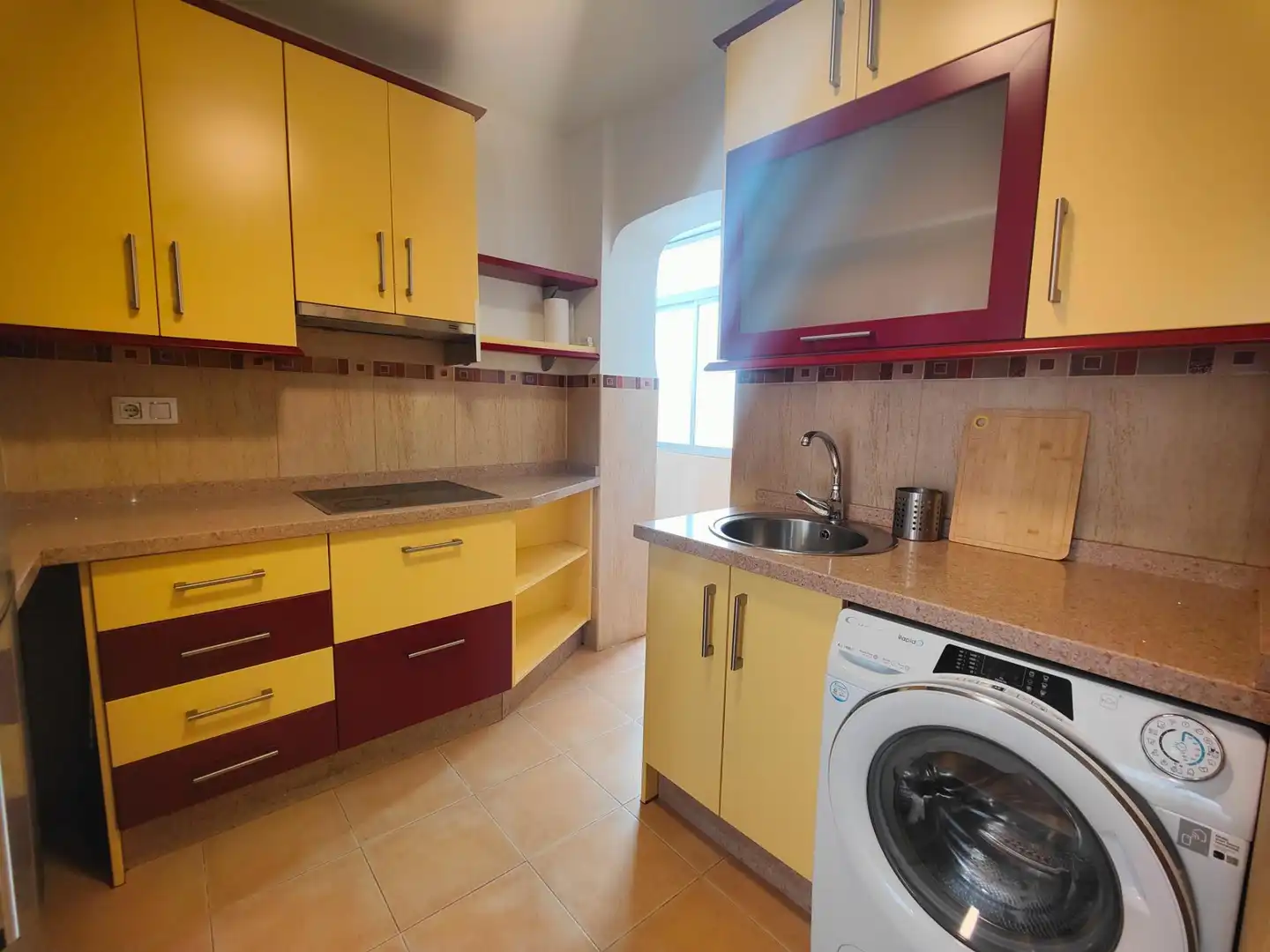 Kitchen of Flat for rent in Granada  with Air Conditioner, Heating and Furnished