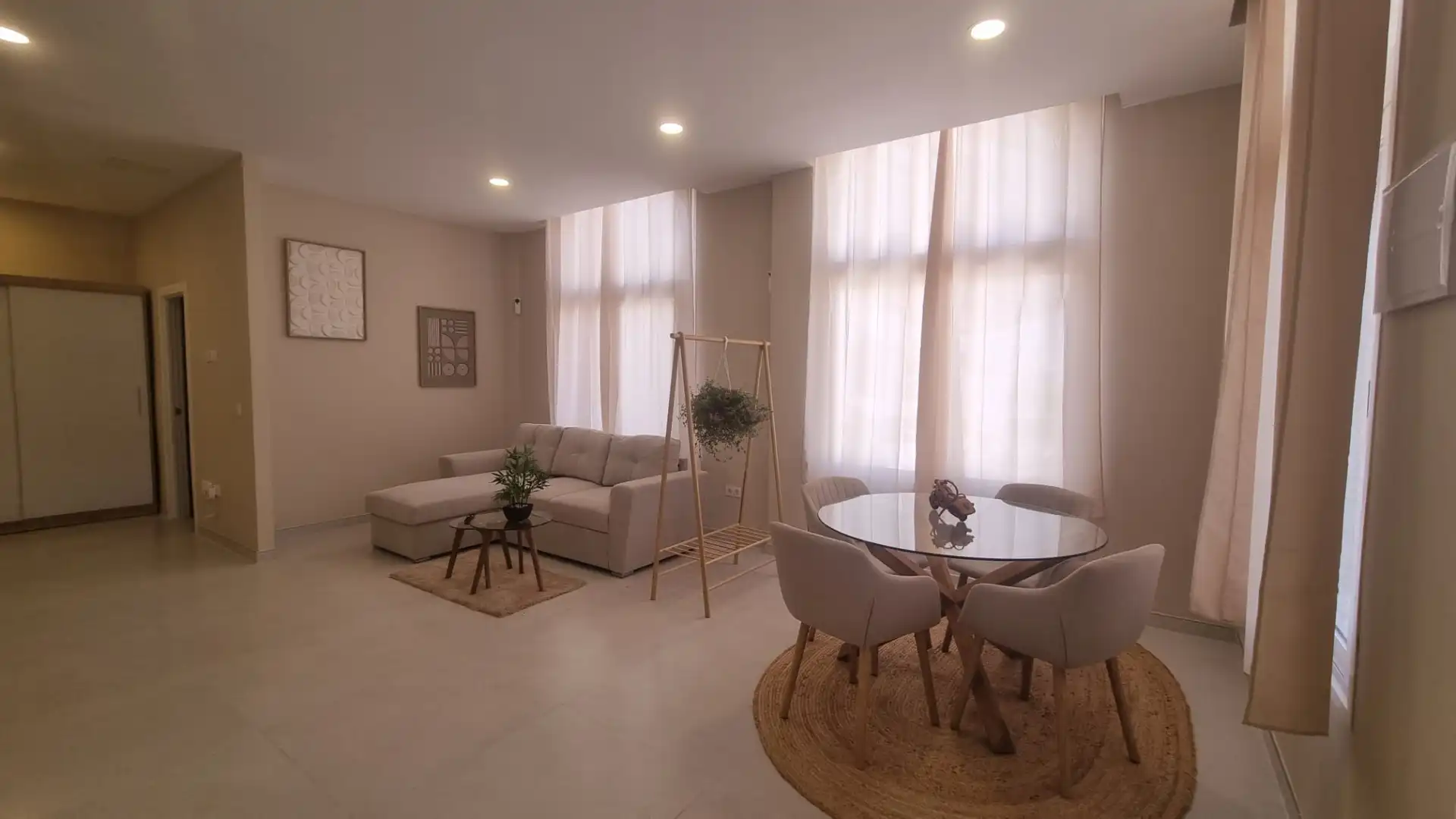 Sala de estar de Estudio en venta en Arona con Aire acondicionado, Amueblado y Horno