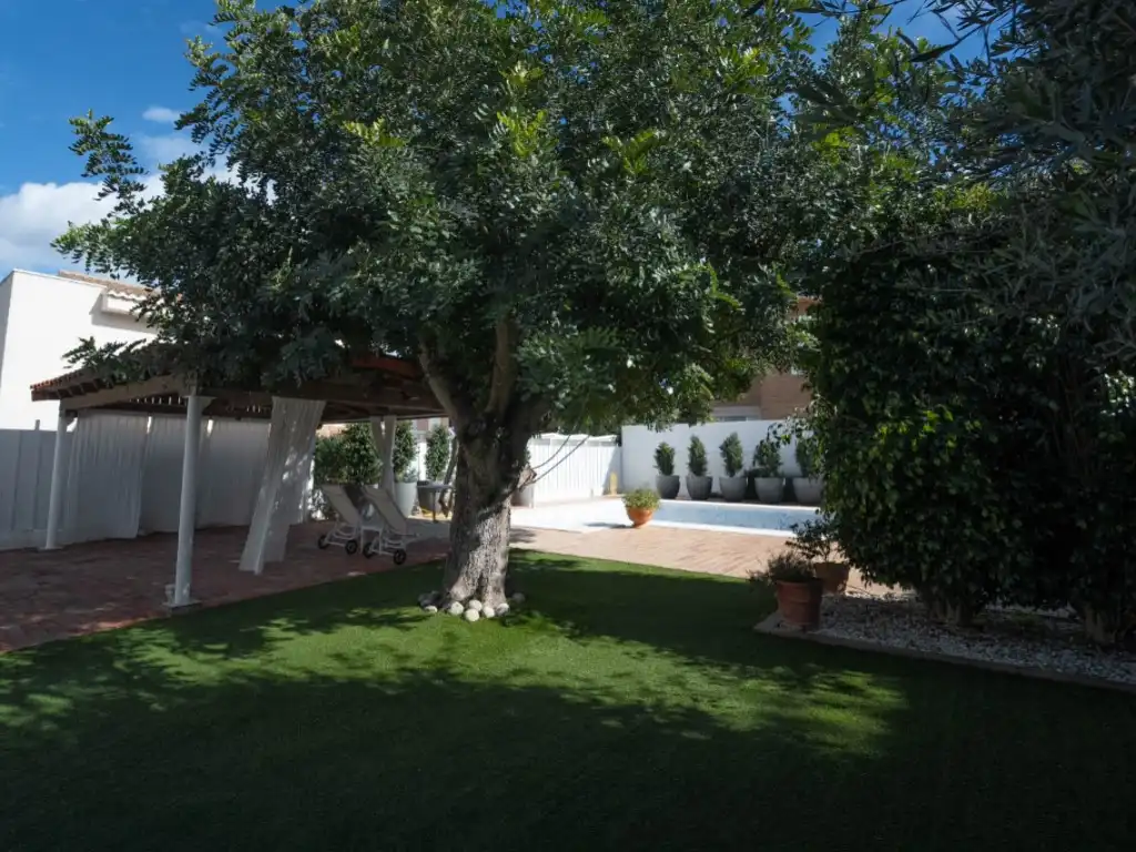 Jardín de Casa o chalet en venta en Torrent con Aire acondicionado, Calefacción y Jardín privado