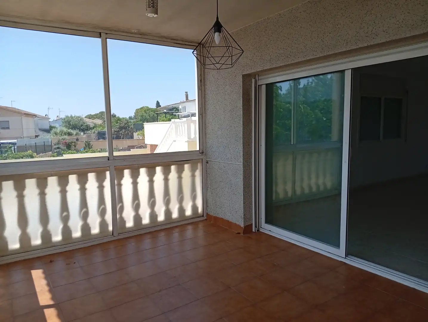 Chalet con piscina en venta en Carrer Menorca, imagen 10