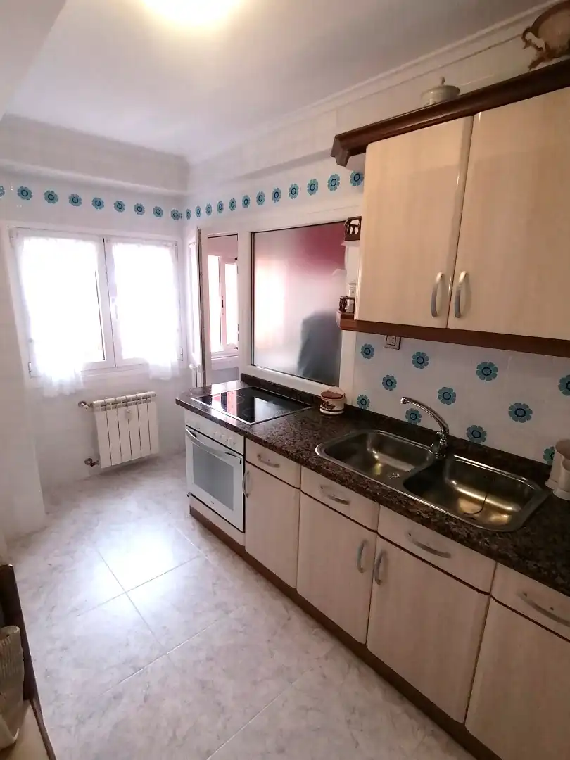 Kitchen of Flat for rent in Gijón   with Heating, Parquet flooring and Furnished