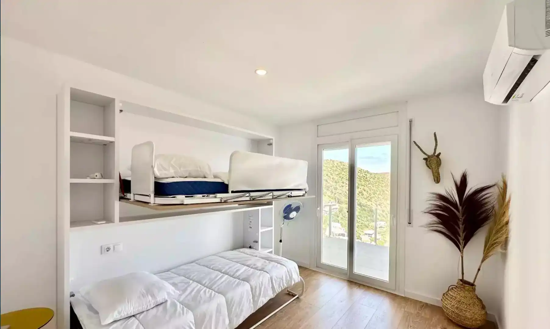 Casa con piscina en venta en joan luis vives, imagen 23