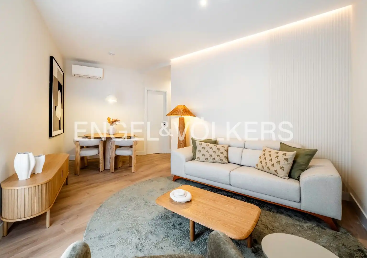 Wohnzimmer von Wohnung zur Miete in Madrid mit Klimaanlage, Heizung und Terrasse