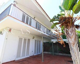 Exterior view of Single-family semi-detached to rent in Sitges  with Air Conditioner and Terrace