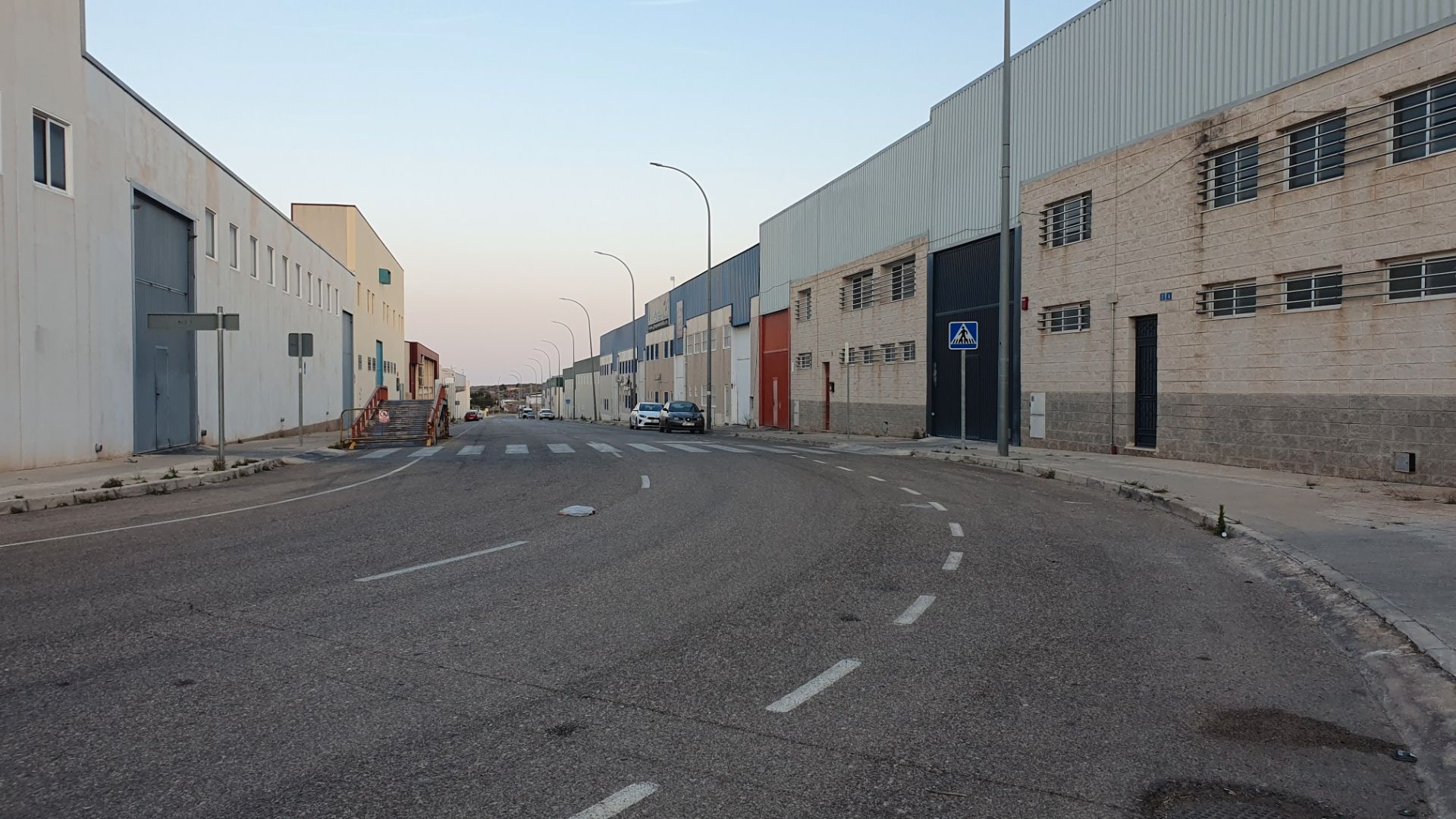 Außenansicht von Fabrikhallen zum verkauf in Monóvar  / Monòver