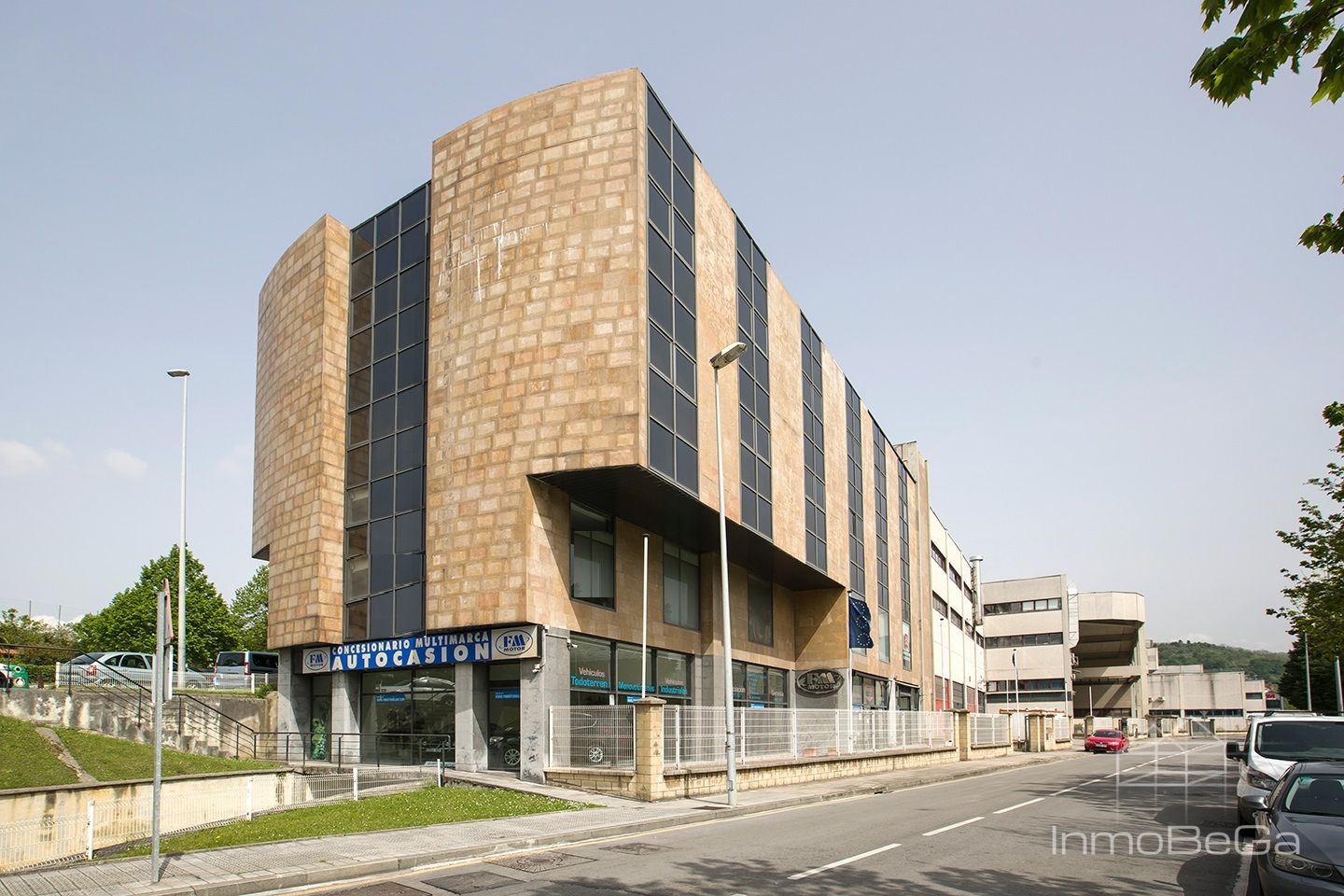 Exterior view of Industrial buildings for sale in Basauri 