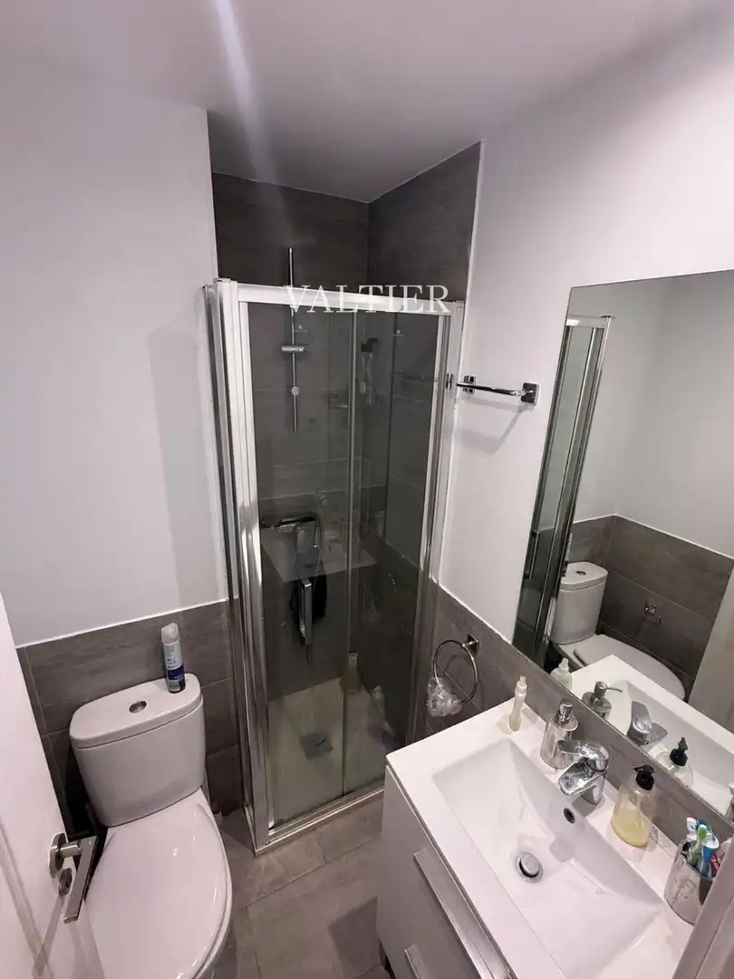 Baño de Piso de alquiler en Madrid