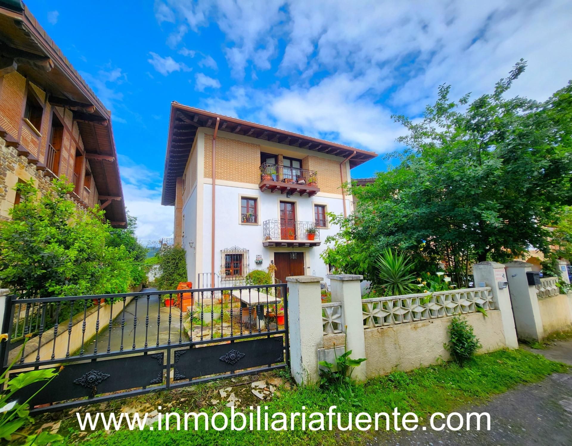 Exterior view of House or chalet for sale in Zalla   with Heating, Private garden and Storage room