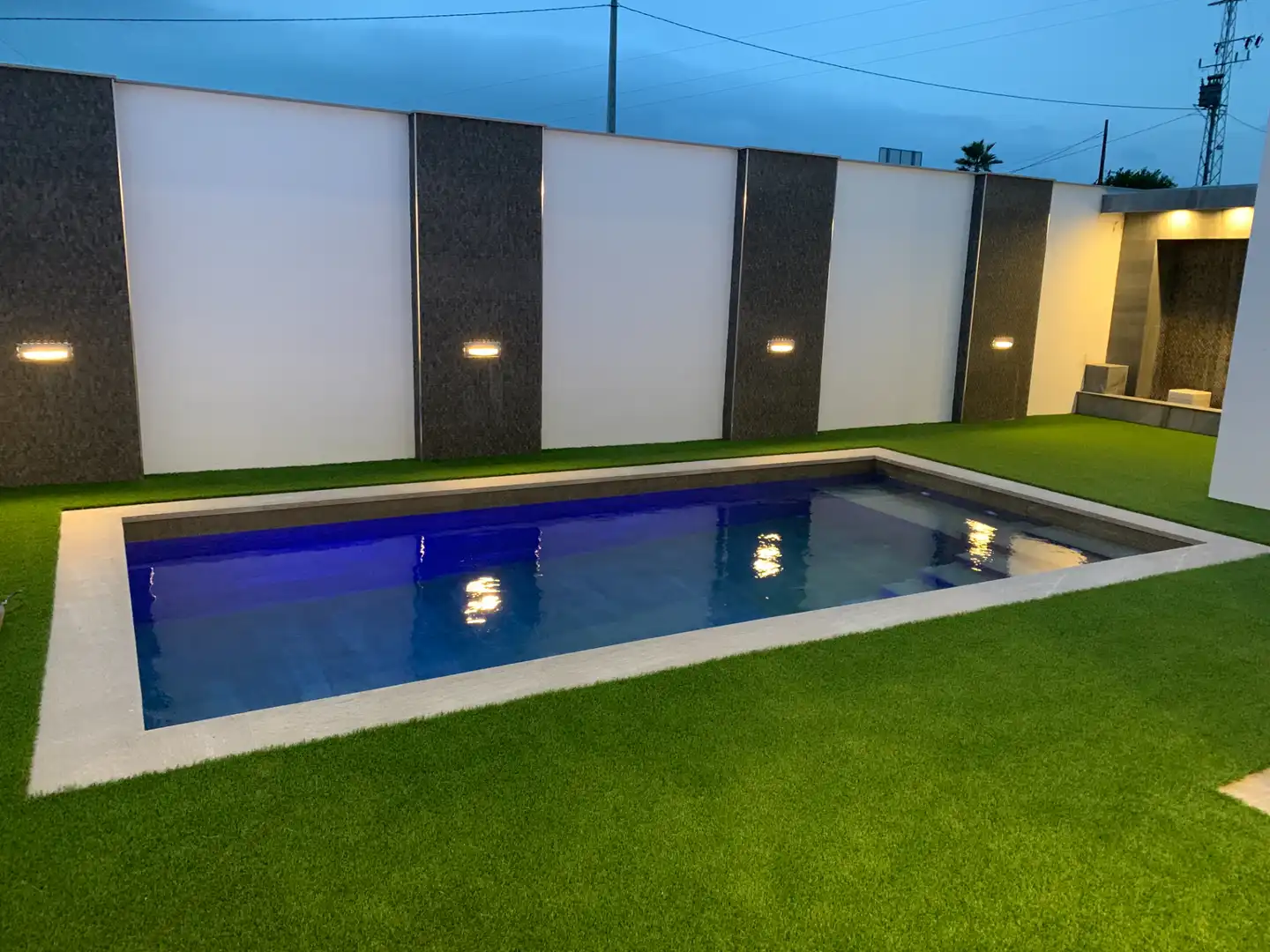Swimming pool of Houses for rent in Nerja  with Air Conditioner, Private garden and Terrace