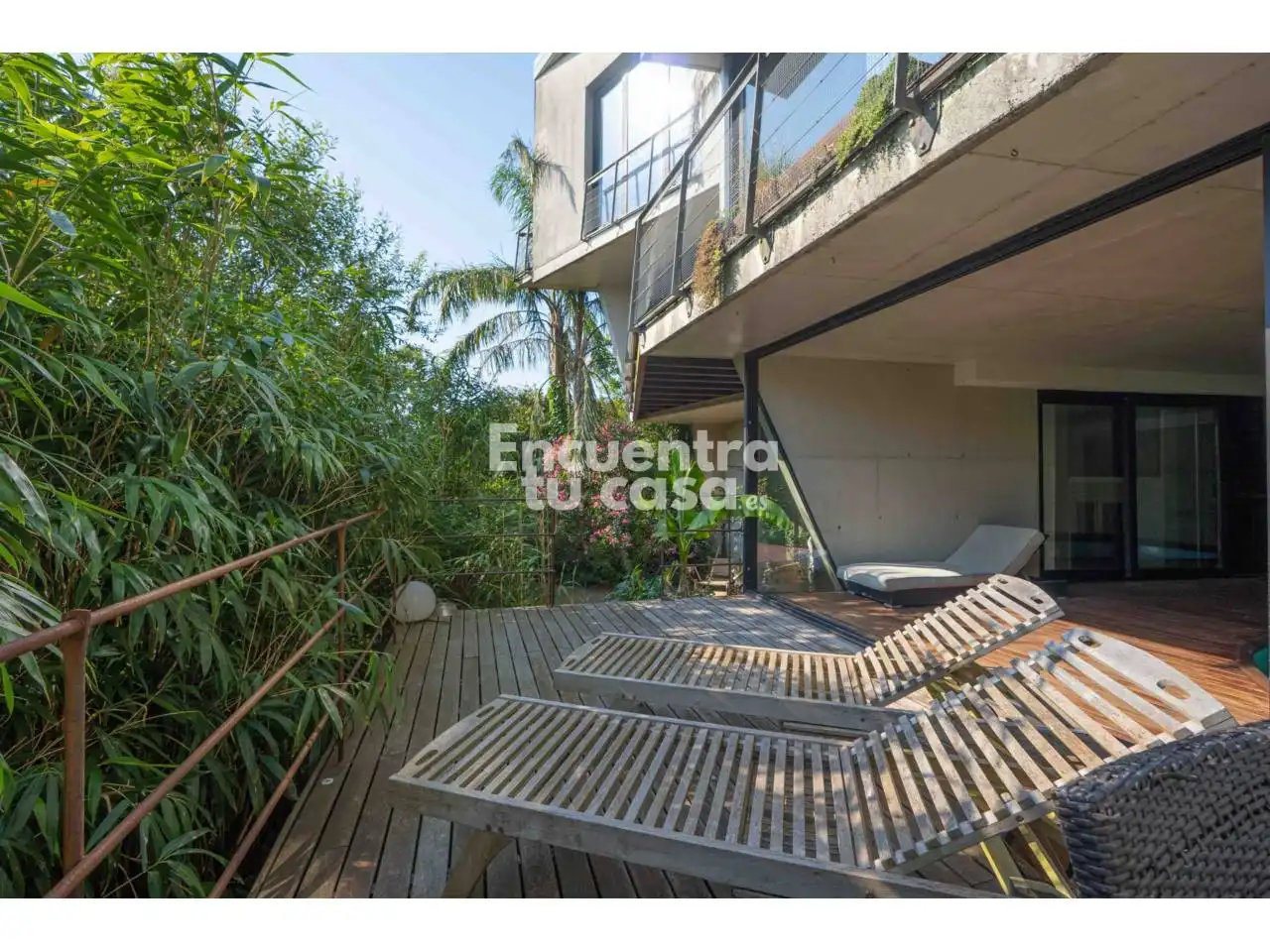 Terrassa de Casa o xalet en venda en Donostia - San Sebastián  amb Jardí privat, Terrassa i Piscina