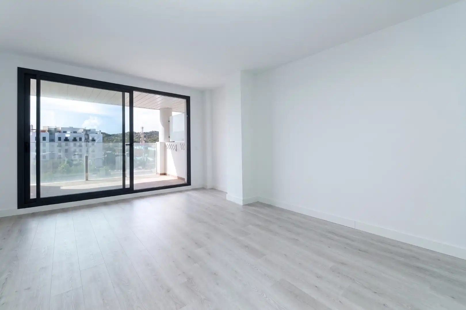 Apartments for sale in Las Flores
