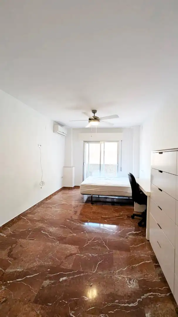 Flat with terrace to rent in Calle Santa Clotilde 33, imagen 30