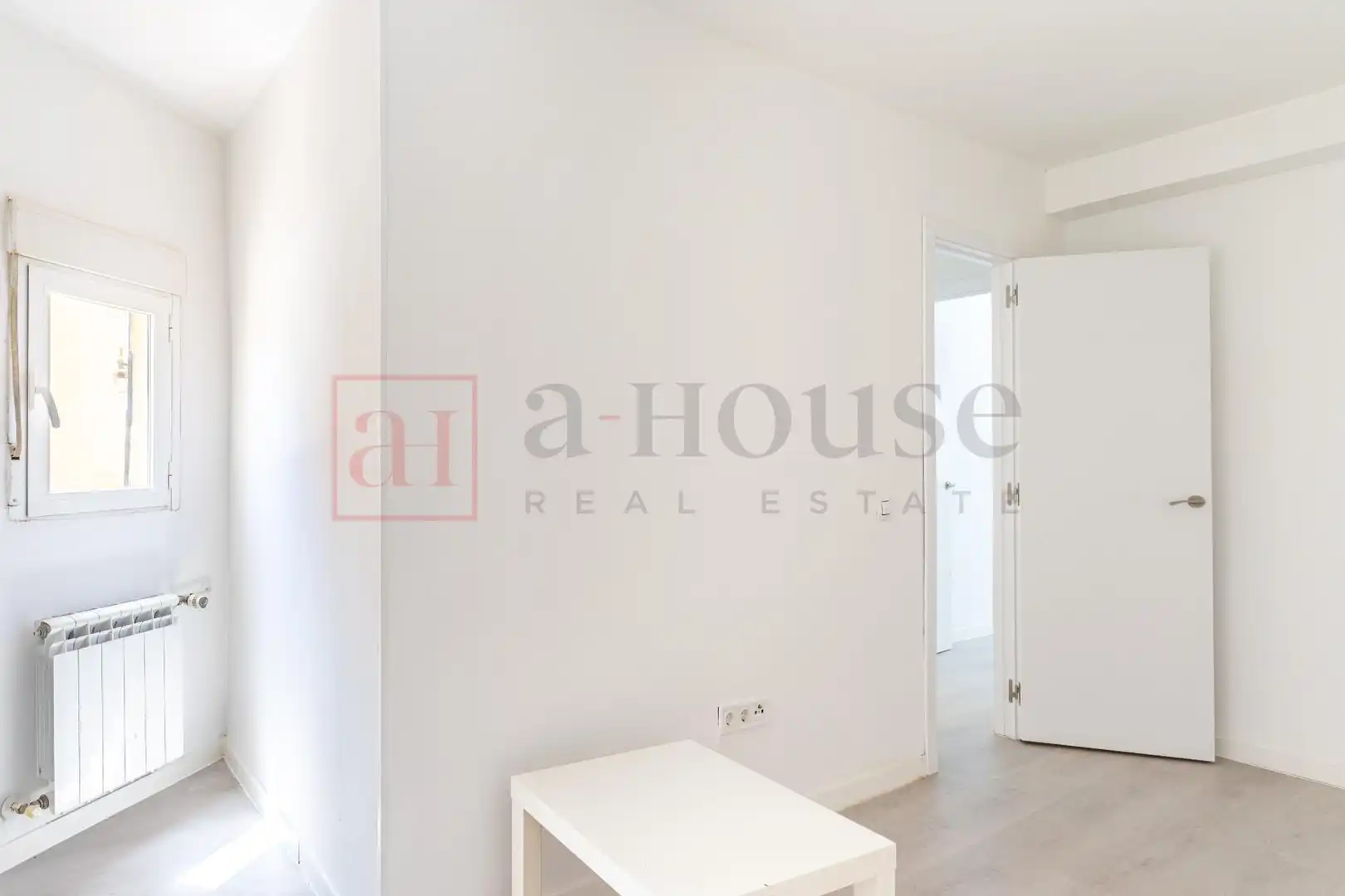 Habitación de Piso en venta en Madrid con Calefacción y Parquet