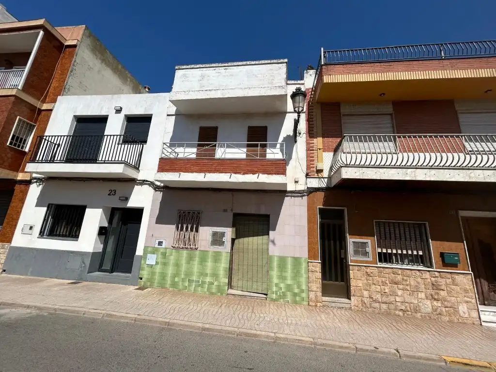 Vista exterior de Casa o xalet en venda en Rafelbuñol / Rafelbunyol