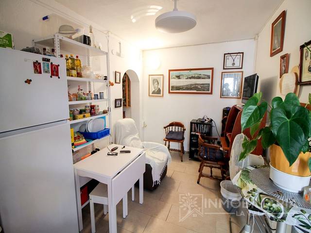 Casa-chalet en Venta en Calle Margarita en Coín