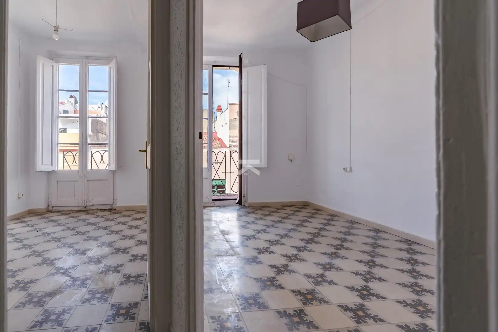 Wohngebäude zum Verkauf in Eixample