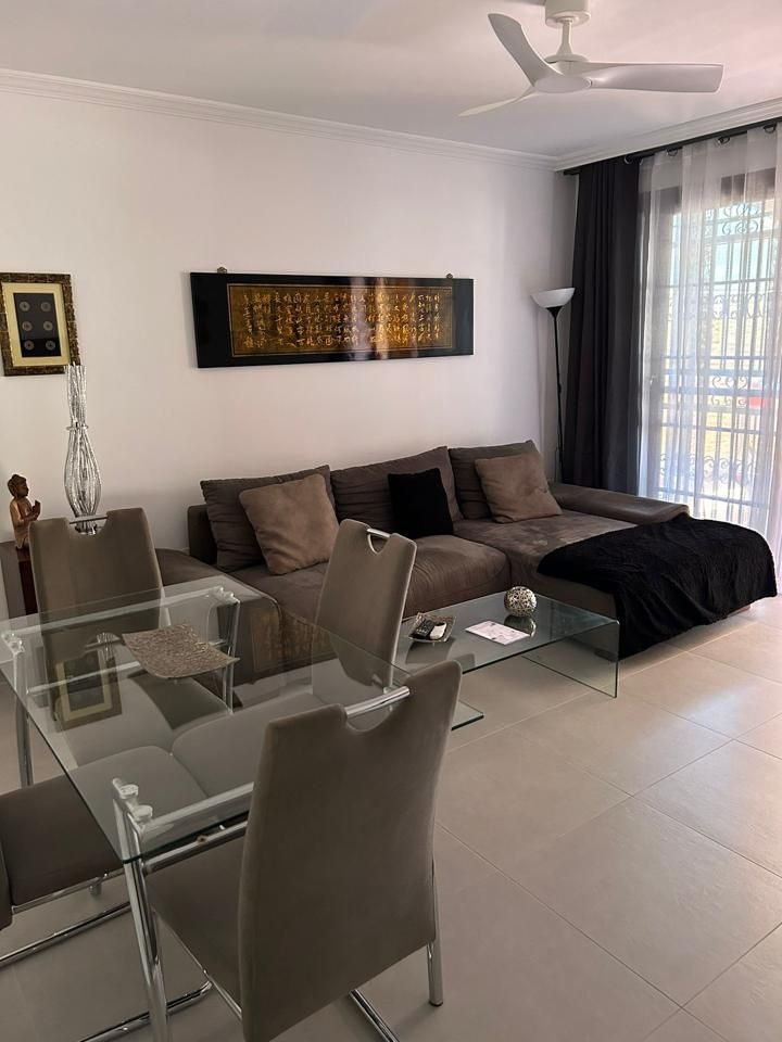Sala de estar de Planta baja de alquiler en Arona con Terraza, Amueblado y Internet