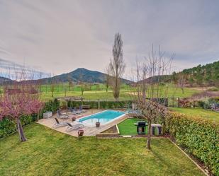 Piscina de Casa o xalet en venda en Egüés amb Calefacció, Jardí privat i Parquet