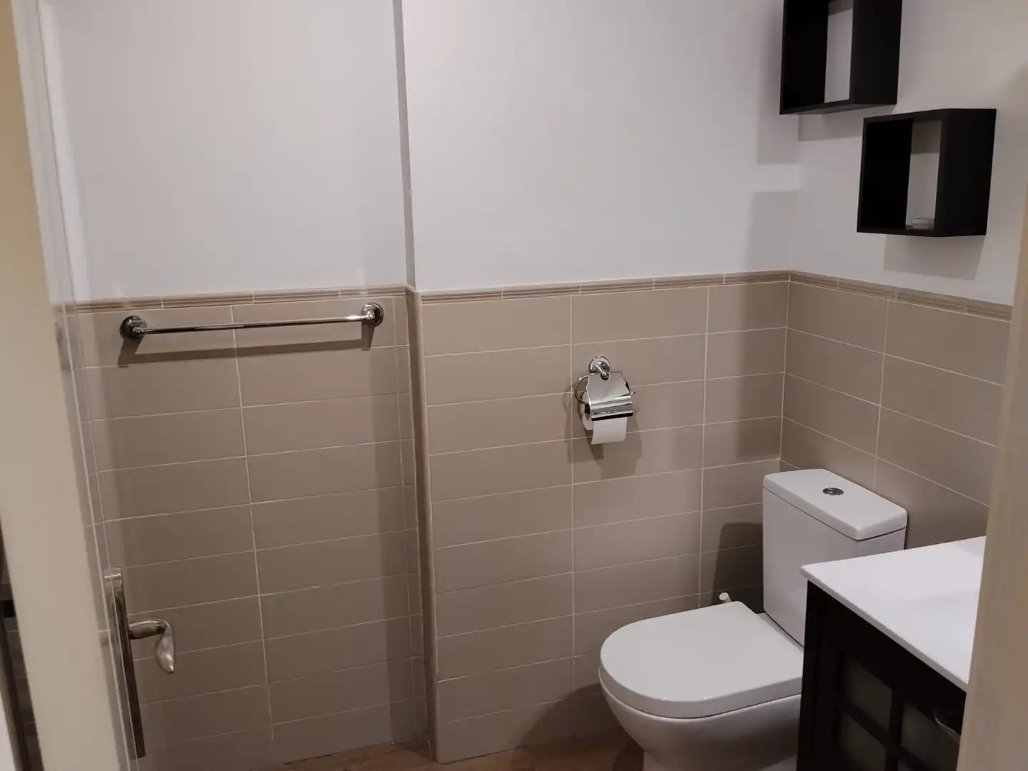 Bathroom of Flat for rent in Almuñécar  with Air Conditioner, Parquet flooring and Furnished