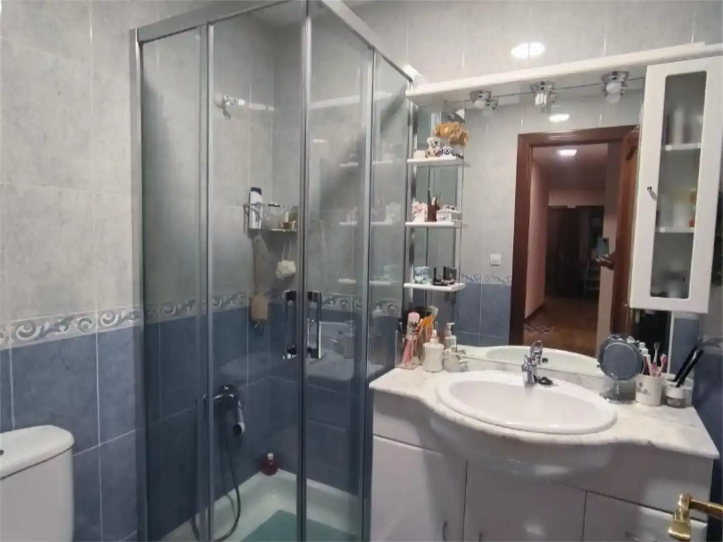 Baño de Piso en venta en La Bañeza , León