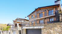 Vista exterior de Casa o xalet en venda en Puigcerdà amb Balcó