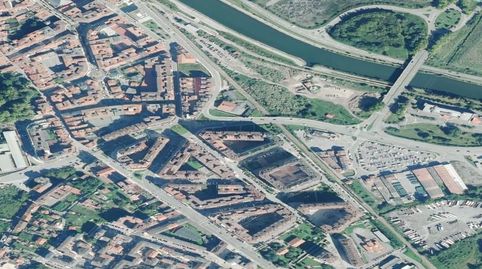 Foto 3 de Piso en venta en Avenida Marques Suances, Versalles, Avilés