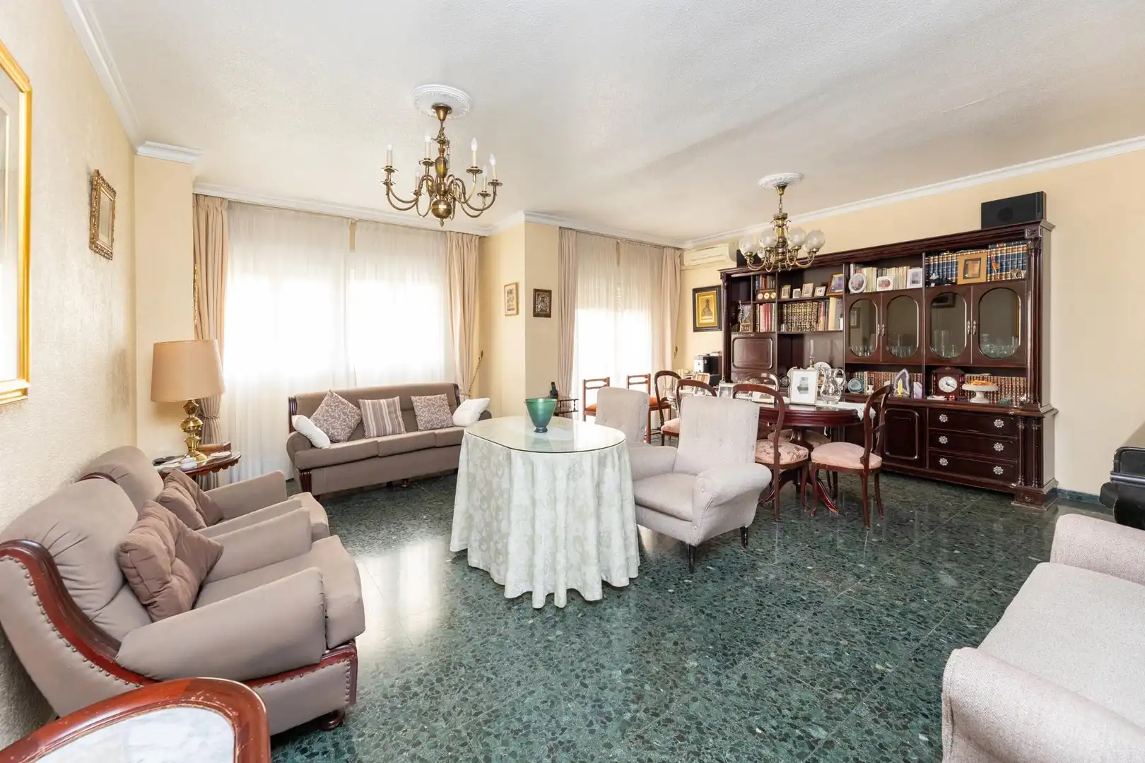 Living room of Flat for sale in Granada  with Terrace, Storage room and Balcony