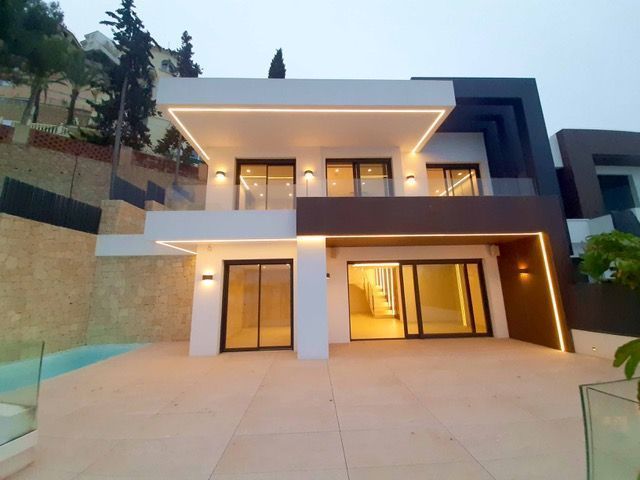Duplex for sale in Playa Poniente