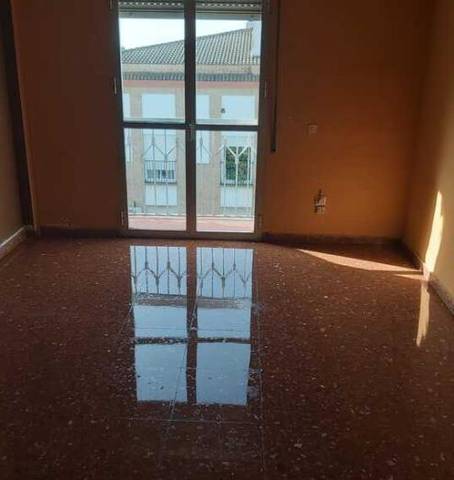 Piso en Venta en De Madrid en La Carolina