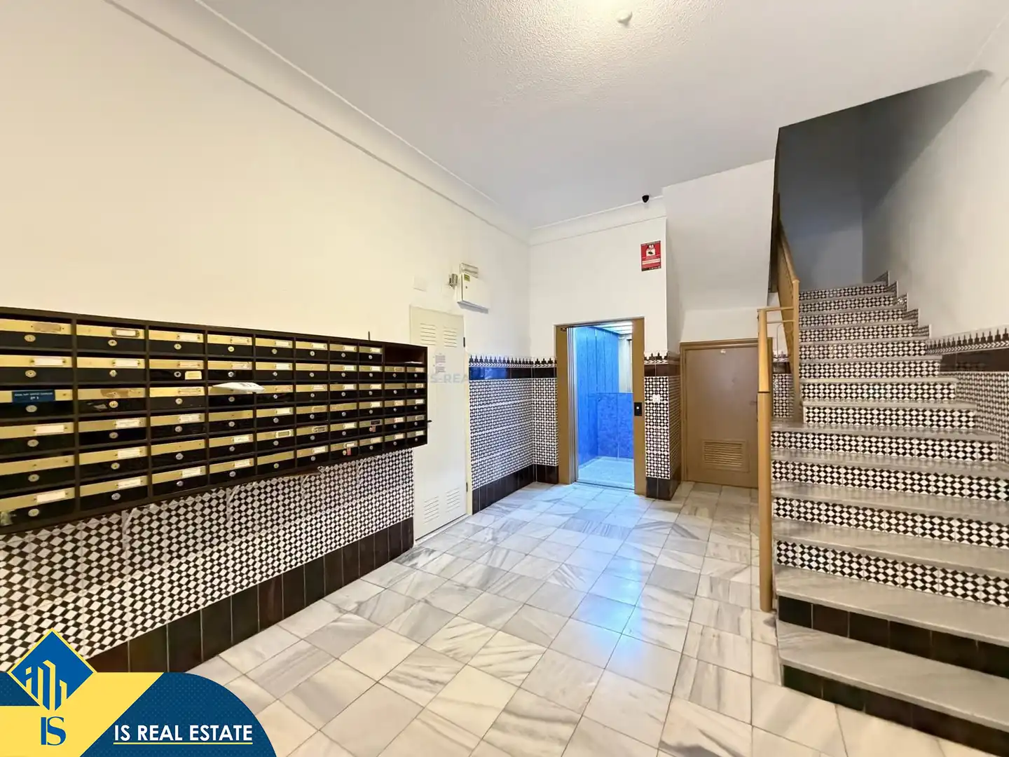Apartamento con ascensor en venta en Playa de los Locos, imagen 47
