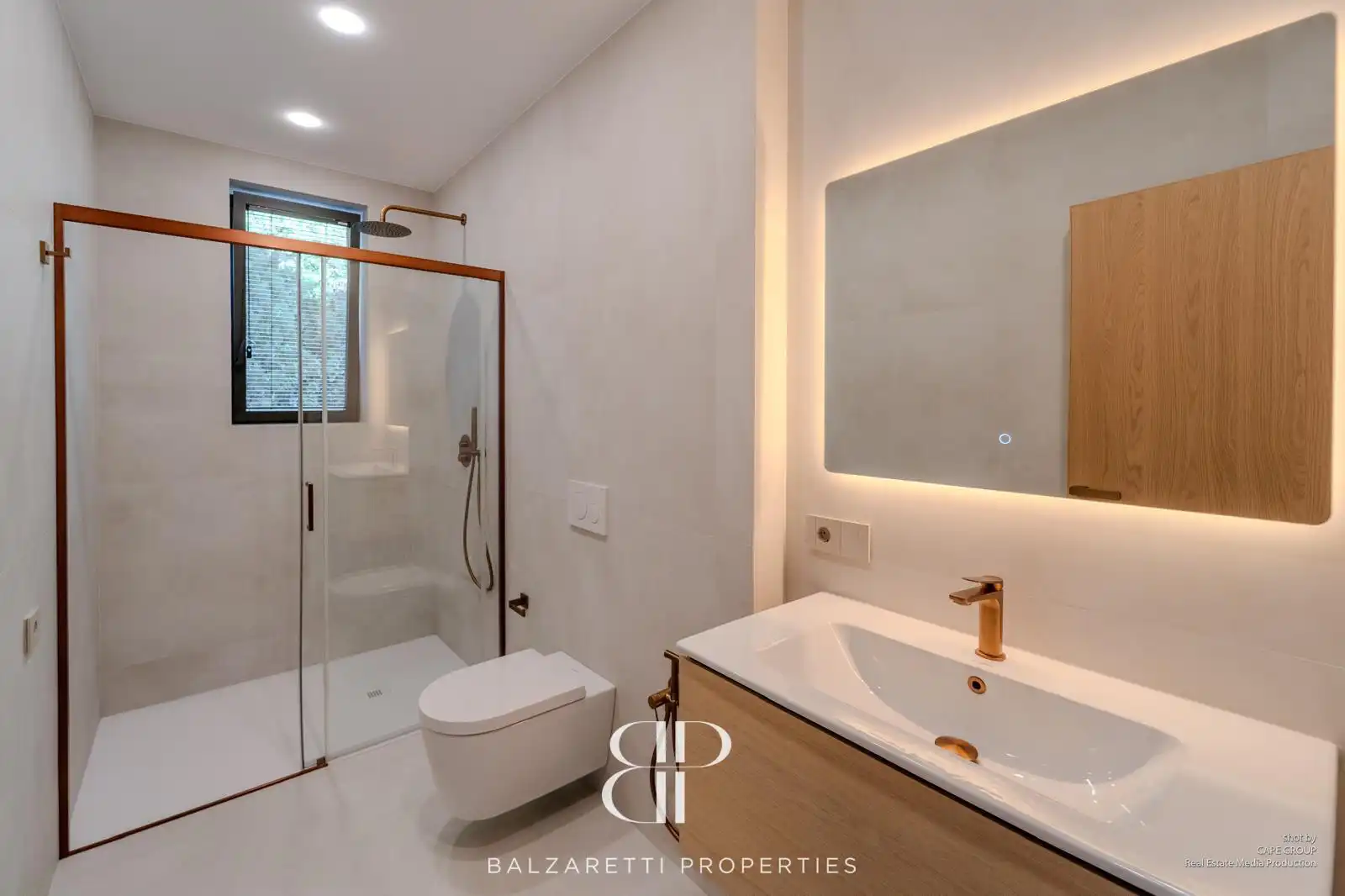 Bany de Casa o xalet en venda en Lloret de Mar amb Aire condicionat, Calefacció i Jardí privat