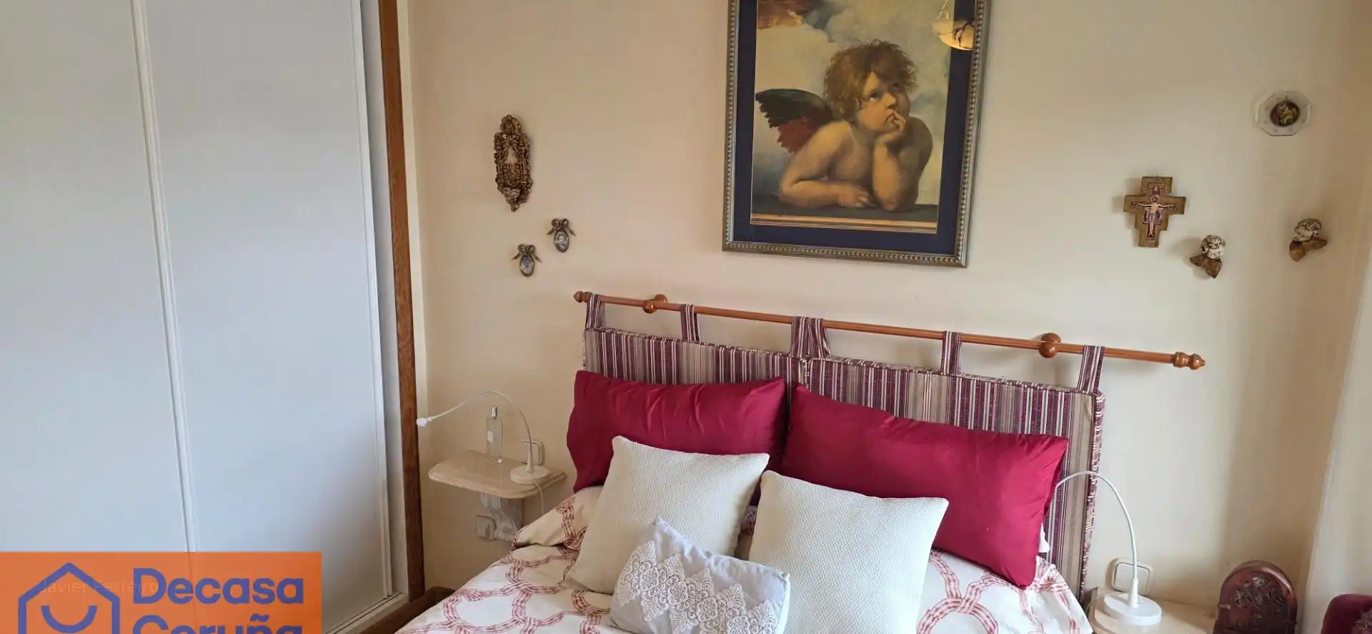 Habitación de Piso en venta en Oleiros con Calefacción, Terraza y Trastero