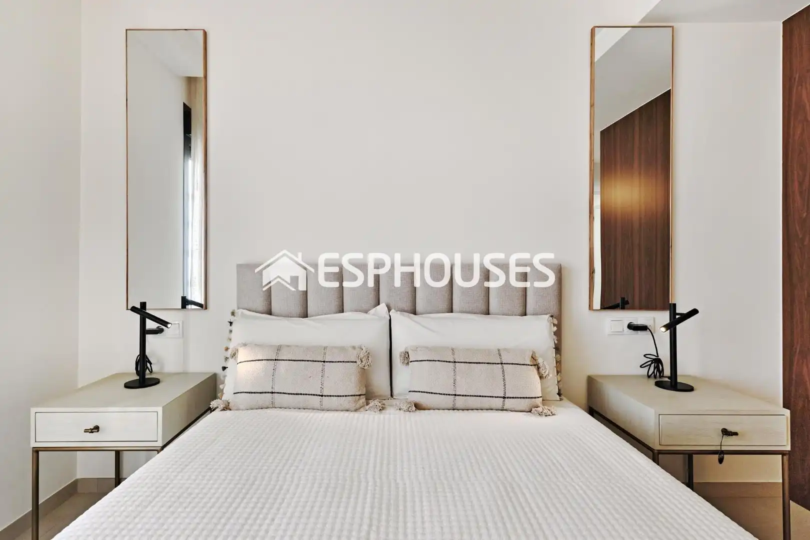 Habitación de Ático en venta en Torrevieja con Aire acondicionado, Terraza y Amueblado