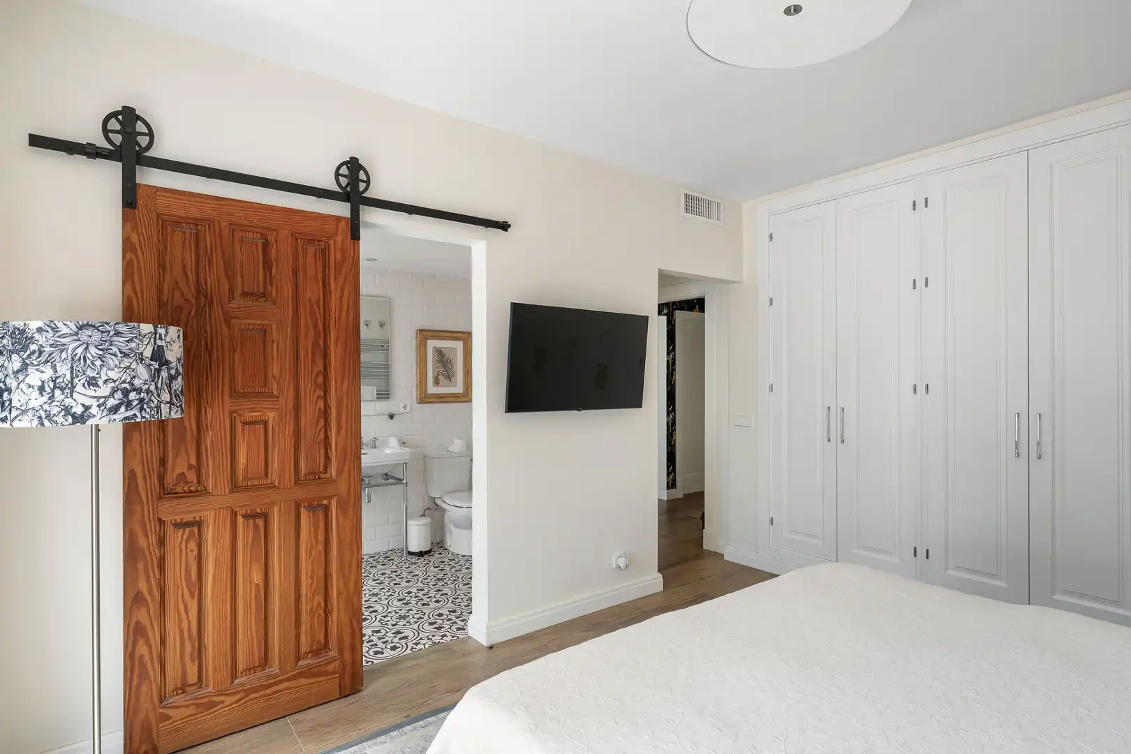 Habitación de Casa o chalet en venta en Estepona con Aire acondicionado, Jardín privado y Terraza