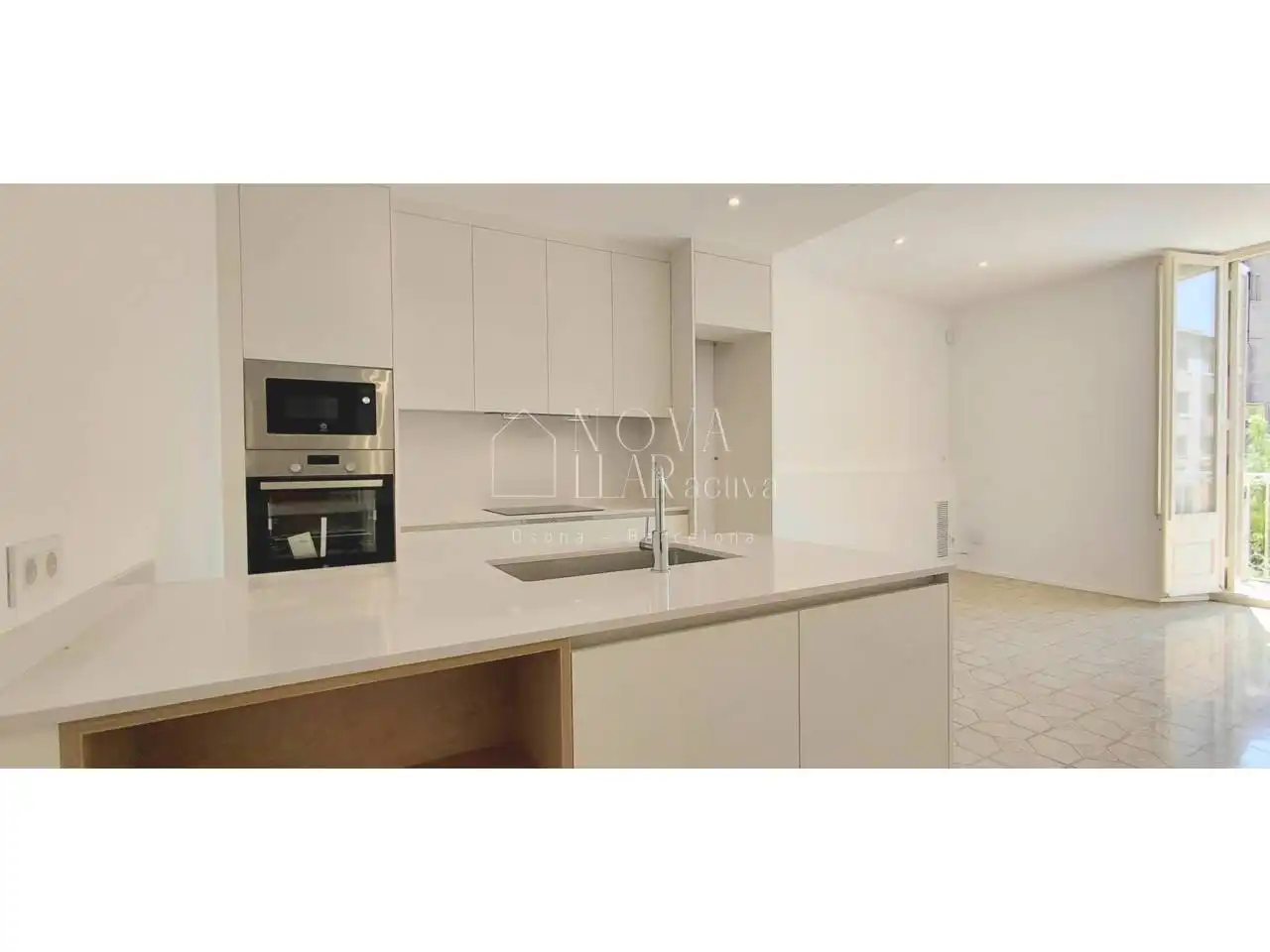 Flat with terrace for sale in Plaza Major, imagen 3