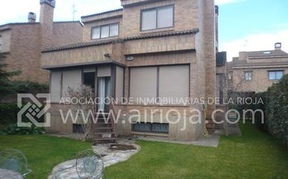 Garden of House or chalet for sale in  Logroño  with Air Conditioner, Heating and Private garden