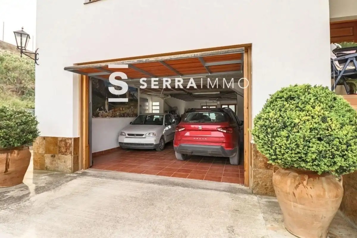 Aparcament de Casa o xalet en venda en Font-rubí amb Jardí privat