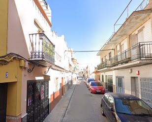 Exterior view of Planta baja for sale in  Sevilla Capital