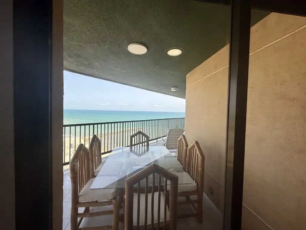 Apartament de lloguer a Avenida Ferrandis Salvador, Heliópolis