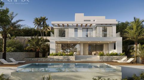 Villa Azure Donde el Mediterráneo se convierte en parte de tu hogar.