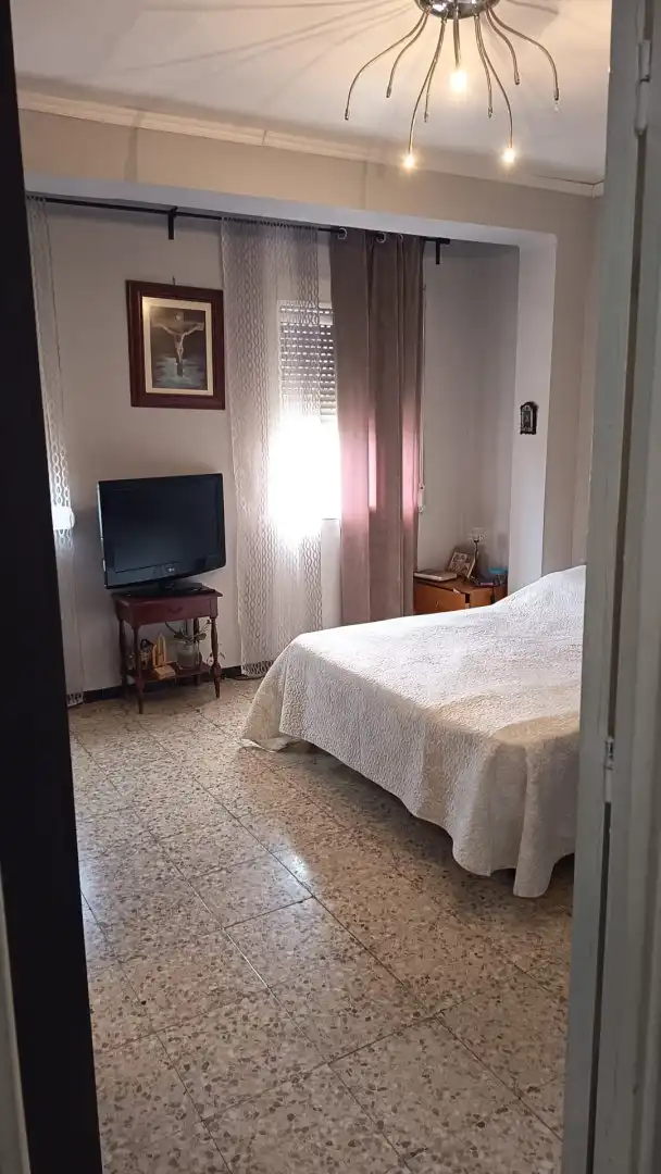 Schlafzimmer von Wohnung zum Verkauf in Castilleja de la Cuesta mit Klimaanlage, Heizung und Balkon