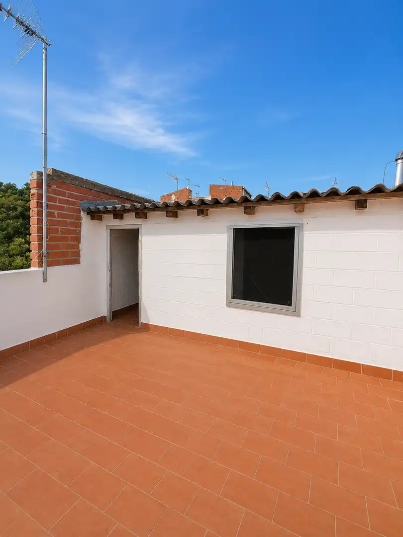 Terrasse von Einfamilien-Reihenhaus zum Verkauf in Terrassa mit Terrasse und Balkon