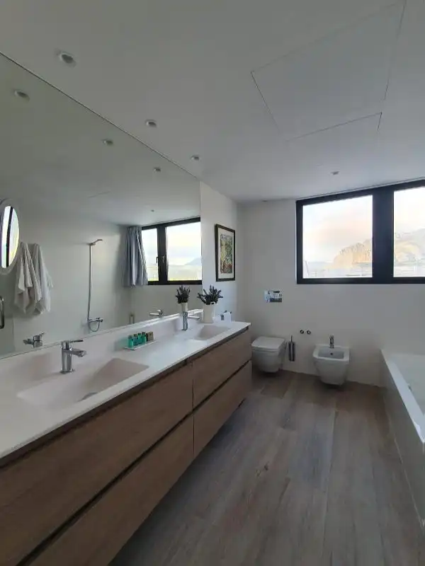Bathroom of Attic for sale in Dénia  with Air Conditioner, Heating and Terrace
