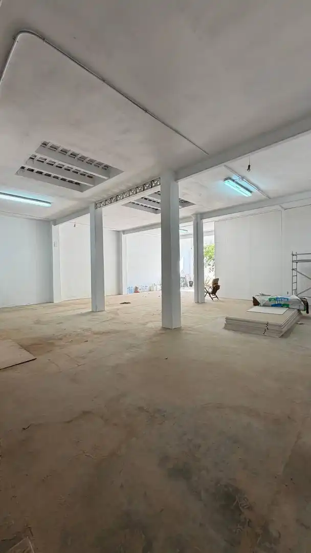 Buildings for sale in Alfafar, Valencia