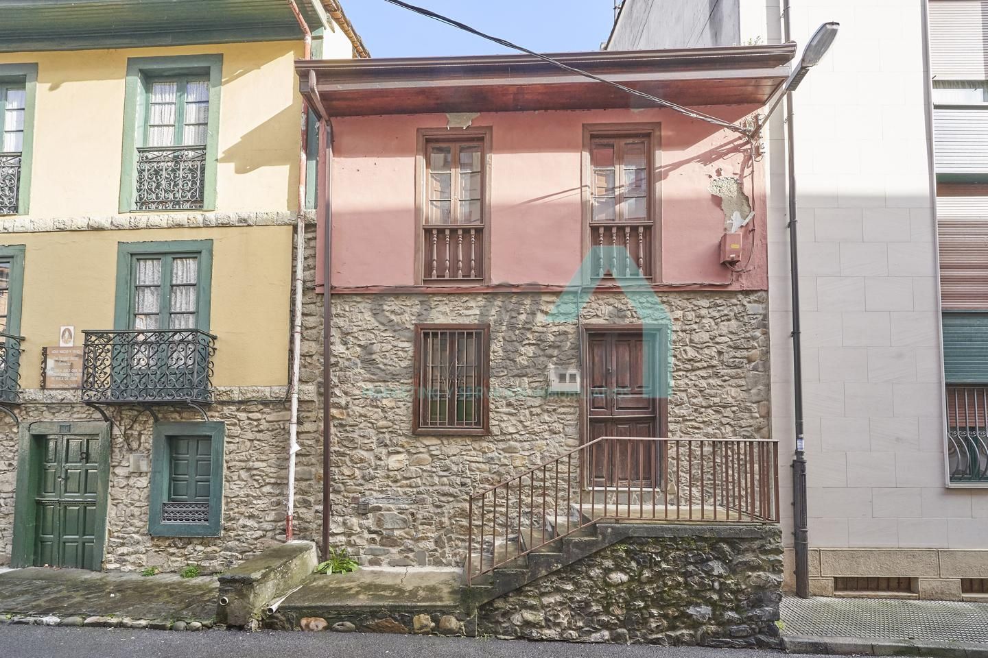 Exterior view of Single-family semi-detached for sale in Lena  with Heating, Parquet flooring and Terrace