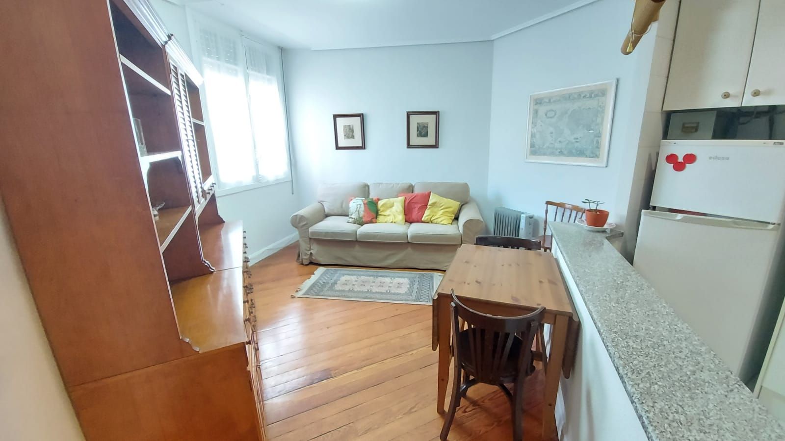 Living room of Flat for sale in Bilbao   with Heating, Furnished and Oven
