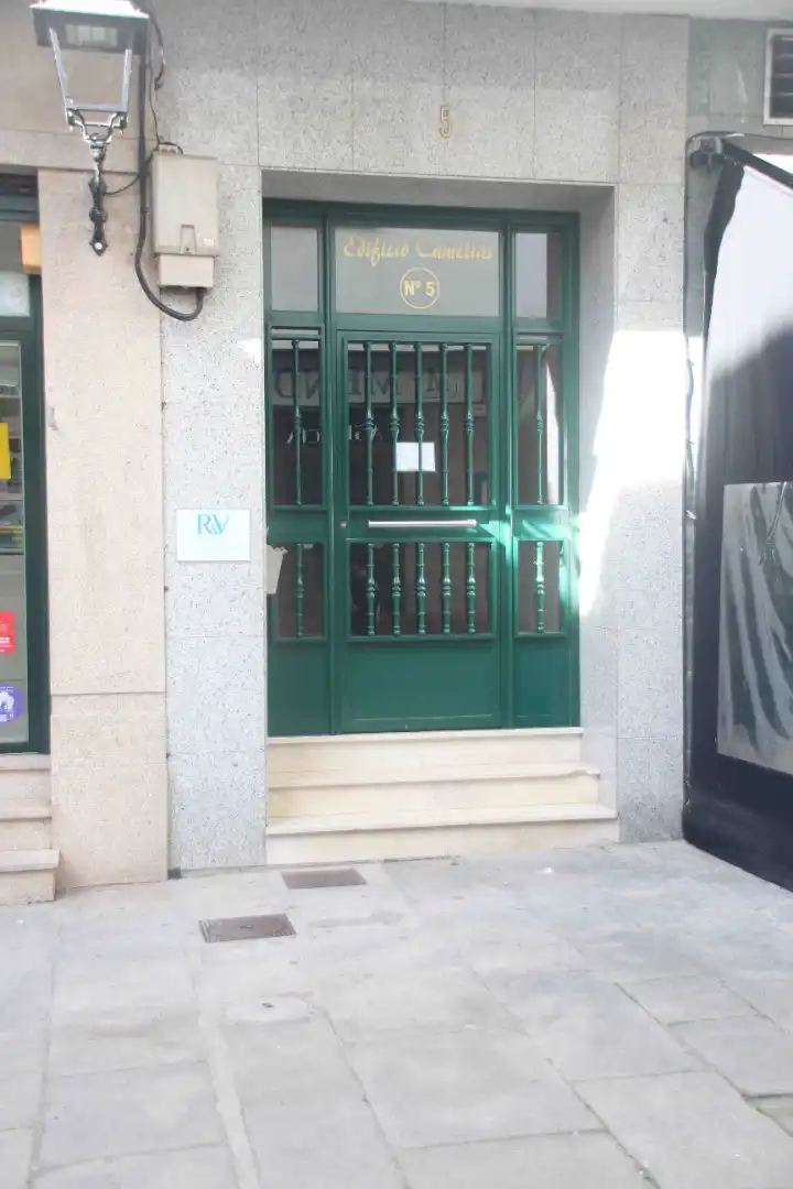 Appartamento con terrazza in vendita a Rúa do Castro, imagen 2
