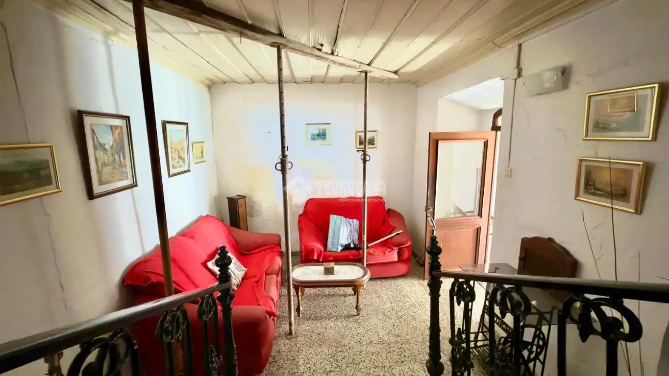 Sala d'estar de Casa adosada en venda en Jimena de la Frontera amb Traster