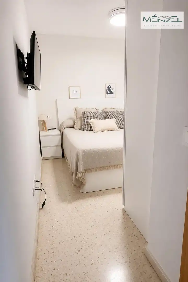 Bedroom of Flat for sale in Sevilla